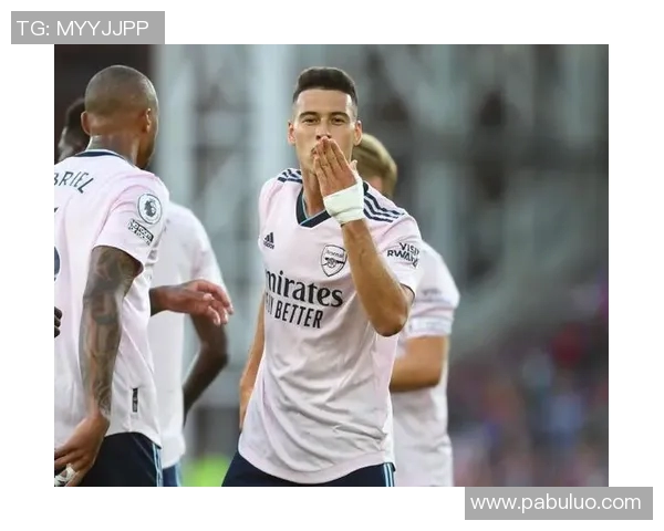 马丁内利的崛起之路：从青涩小将到足坛新星的华丽转身